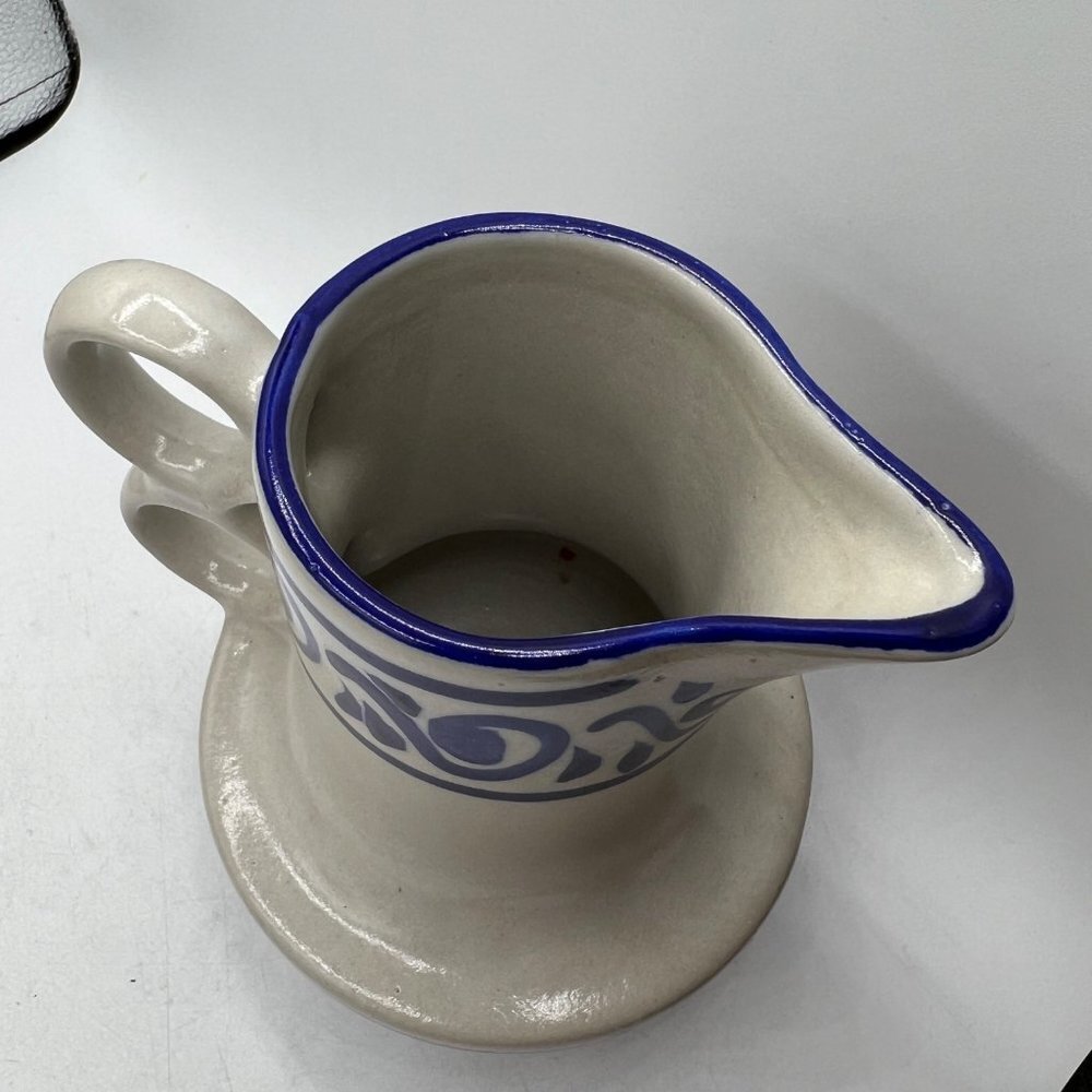 Vintage pitcher blue white salt glazed, hand painted German, Westerwald - Picture 4 of 14